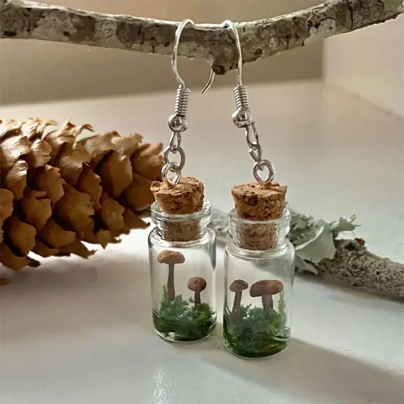 Real Mushroom Earrings Jar/Bot - Preserved Moss Sheet のレビューと価格