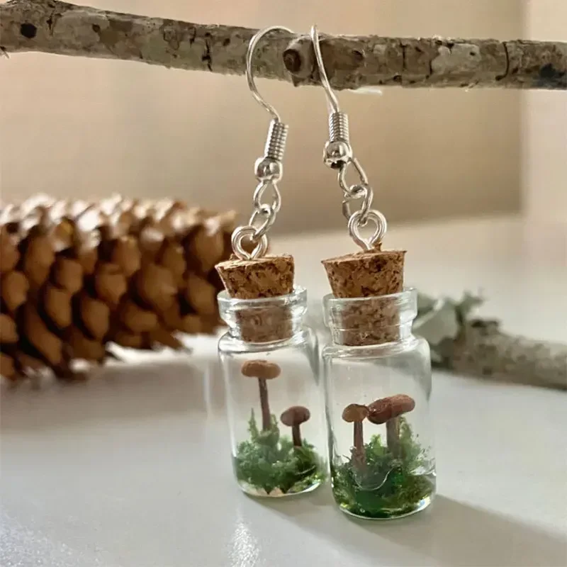 Real Mushroom Earrings Jar/Bot - Preserved Moss Sheet のレビューと価格